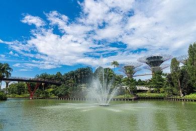 俯视角开放世界动作游戏《Hustlerix》Steam页面上线 支持简中